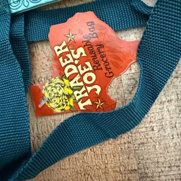 Trader Joes Bag Reusable Tote Texas - Picture 3 of 7
